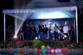 Malam Tahun Baru, Mak Lampir dan Wiro Sableng Singgah di Singgasana