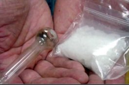 Cara Unik Polisi Bujuk Pengguna Narkoba Tunjukkan Barangnya