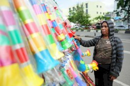 Penyakit Ini Mengintai Akibat Tiup Terompet Tahun Baru