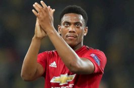 Martial Hapus Akun Media Sosial, Sinyal Tinggalkan MU?