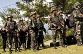 TNI-Polri Drop Pasukan di Nduga, 