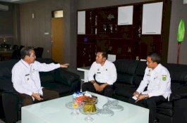 Hari Pertama Ngantor, Ini yang Dilakukan Bupati dan Wakil Bupati Sidrap