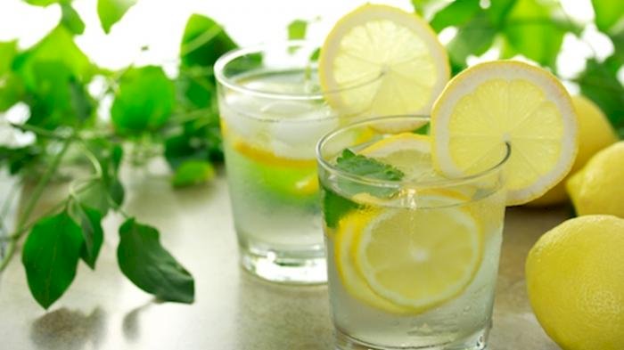 Manfaat Air Lemon untuk Maag
