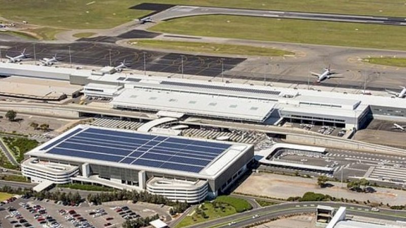 Bandara Adelaide, Australia.