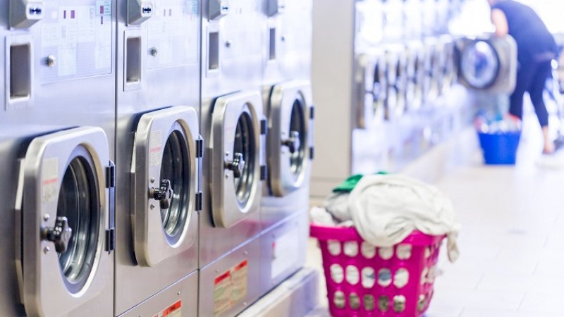 Musim Hujan Sampai April 2019, Pengusaha Laundry Raup untung Besar