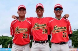 'Bantai' Unisba Bandung, Tim Softball Unhas Melaju ke Grand Final