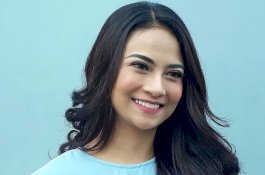 Polisi Sita Satu Kotak Kondom dan Celana Dalam Ungu Milik Vanessa Angel