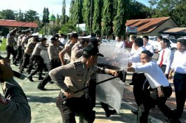 Dilakukan Sambil Tertawa, Simulasi Polres Jeneponto Sekadar Formalitas
