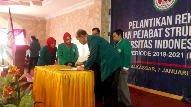 Pelantikan Sempat Tertunda, Andi Maryam Resmi Jabat Rektor UIT