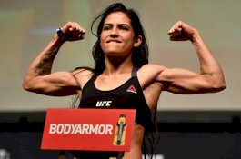 Korbannya Dikira Perempuan Biasa, Perampok Ini Babak Belur Oleh Petarung MMA