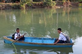 Jembatan Hanyut, Begini Perjuangan Anak-anak Kampung Soreang Barru ke Sekolah