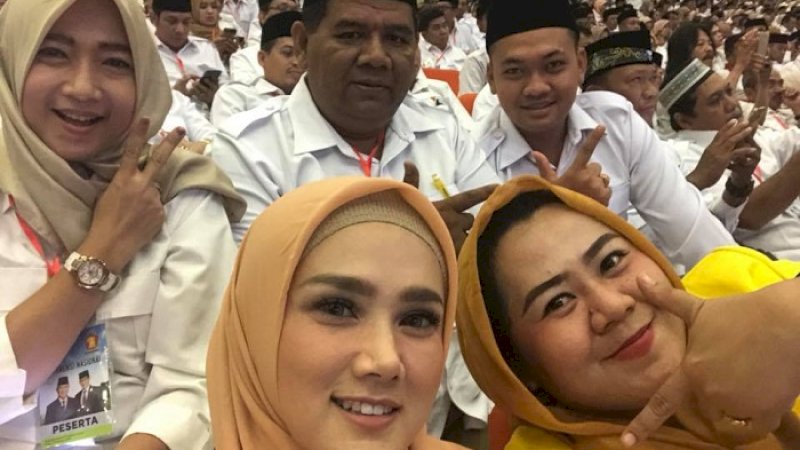 Mulan Jameela bersama Arsa beberapa waktu lalu.