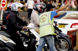 Hilangkan Pak Ogah, Dishub Makassar Turunkan 217 Petugas