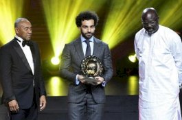 Mo Salah Jadi Pemain Terbaik Afrika (Lagi)