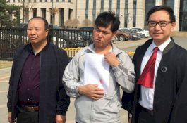 Usai Bebas Penjara 25 Tahun, Pria Ini Diberi Uang Rp9,4 M