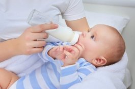 Bayi yang Diberi Susu Botol Lebih Cenderung Kidal