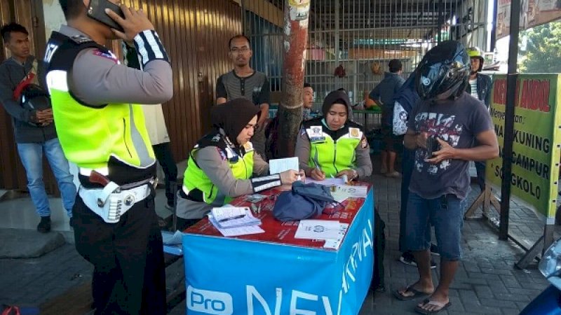 Razia Satuan Lalu Lintas (Satlantas) Polres Gowa, Kamis pagi (10/1/2018). 