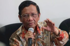 Mahfud MD Bocorkan Dugaan Motif Teror Bom ke Pimpinan KPK
