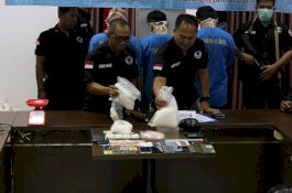 Lolos dari Parepare, Kurir Sabu-Sabu Asal Wajo Ditangkap di Kamar 403 Maros