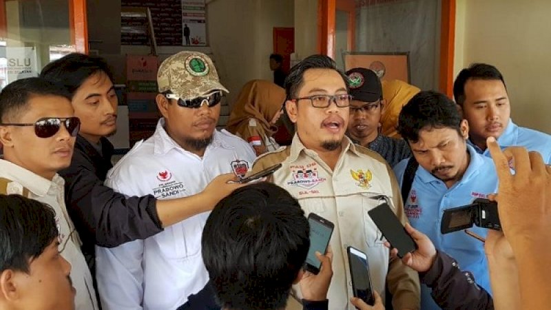 Ryan Latief usai melapor ke Bawaslu Sulsel, Jumat (11/1/2019).