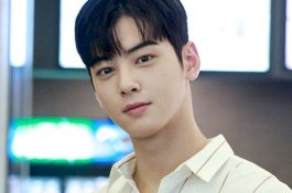 Gara-gara Berjerawat, Artis Ganteng Ini Menangis dan Minta Maaf