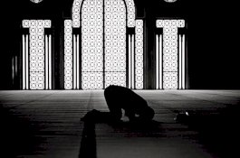 Pemberhentian 25 Imam Masjid di Malaysia Tuai Protes