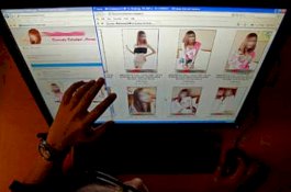 Polda Sulsel Mulai Endus Jaringan Prostitusi Online di Makassar