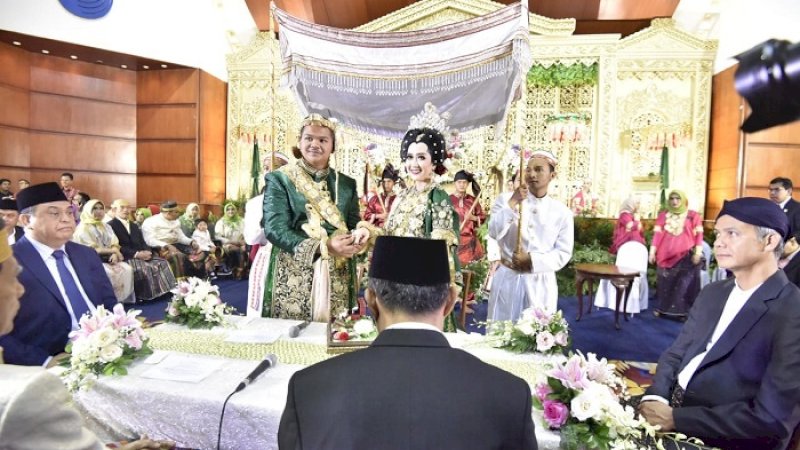 Suasana prosesi ijab kabul pernikahan putra Gubernur Sulsel, Nurdin Abdullah, Sabtu (12/1/2019).