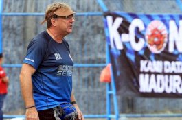 Fakta Aneh di Balik Mundurnya Robert Rene Alberts dari PSM
