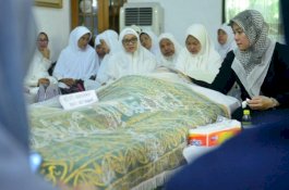 Mertua IAS Dimakamkan di TPU Sudiang