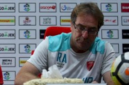 Robert Unggah Video Pengunduran Dirinya dari PSM Makassar