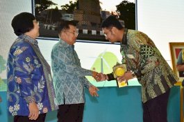 Dua Bulan Setelah Launching, Pabiasai Sinjai Langsung Dapat Adipura