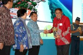 Bupati Bulukumba Boyong Petugas Kebersihannya ke Jakarta Terima Adipura