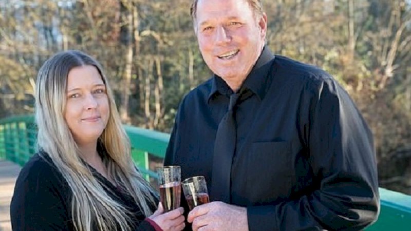 Darlene Blount dan Thomas Markle Jr