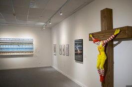 Israel Pajang Patung Ronald McD Disalib, Kristen Arab Berang