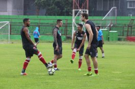 Cuma Bayu Gatra yang Dikontrak Dua Tahun di PSM Makassar