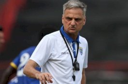 Marian Mihail Siap Antar PSM Makassar Juara Piala AFC