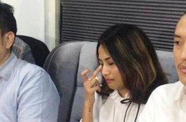Jadi Tersangka, Vanessa Angel Sambil Meneteskan Air Mata: Aku Pasrah