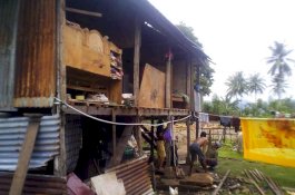 Angin Kencang Terjang Barru, 23 Rumah Warga Rusak