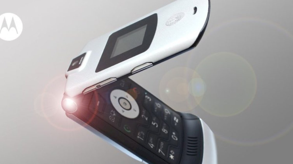Ingat Motorola RAZR? Merek Ponsel ini Akan Dihidupkan Kembali