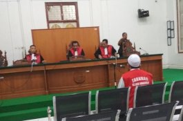 Sidang Pembacaan Tuntutan Bos Abu Tours Ditunda