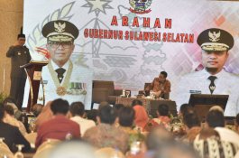 Nurdin Abdullah Puji None di Depan Ratusan Kepala Sekolah
