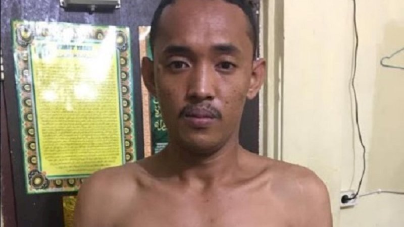 Guntur alias Petir, memukul kepala ibunya dengan linggis, setelah tak diberi uang untuk beli narkoba.