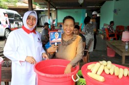 Datangi Warga Pattalassang, Indra Yusuf Ismail Disambut Haru