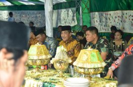 Bupati Sidrap Hadiri Acara Adat Komunitas Tolotang di Parinyameng