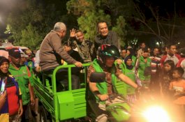 Bupati Bantaeng Arak Adipura Pakai Motor Pengangkut Sampah