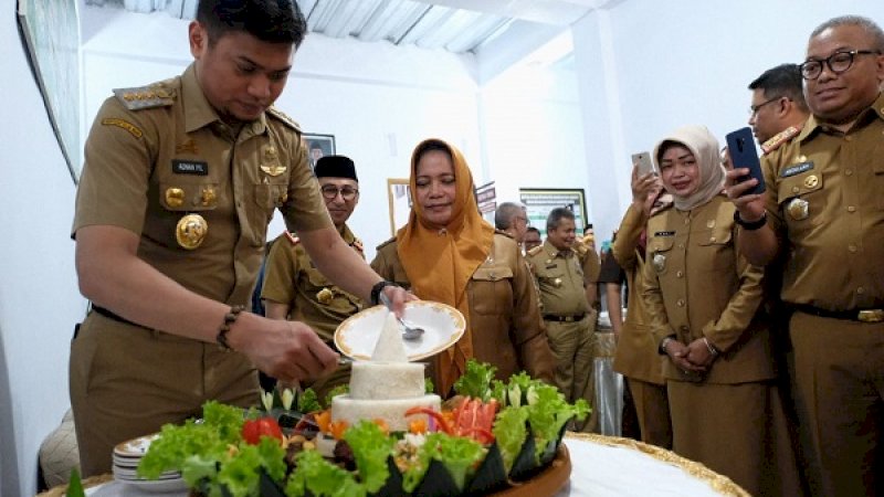 Bupati Gowa, Adnan Purichta Ichsan, saat peresmian gedung baru Kantor Dinas Ketahanan Pangan (Ketapang) Kabupaten Gowa, Senin (21/1/2019). 