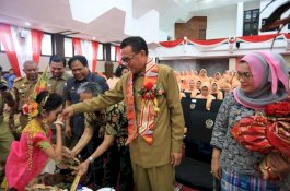 Nurdin Abdullah Tiba, Finalis Mama Mia Nyanyikan Kokoro No Tomo