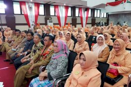 Harapan Gubernur Sulsel di Hari Jadi ke 19 Dharma Wanita Sulsel
