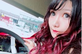 Asli Bahenol, Kenalkan Rino Sasaki Si Sopir Truk Tercantik di Jepang